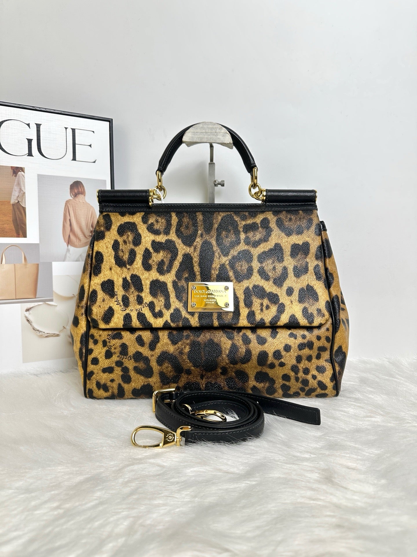 Payment 2:1 Dolce Gabanna Bag