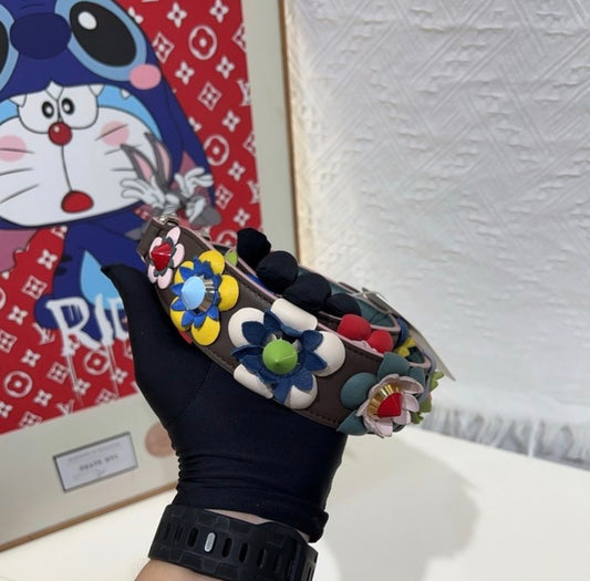 1 FENDI Strap