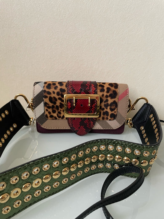 1 BURBERRY Bag