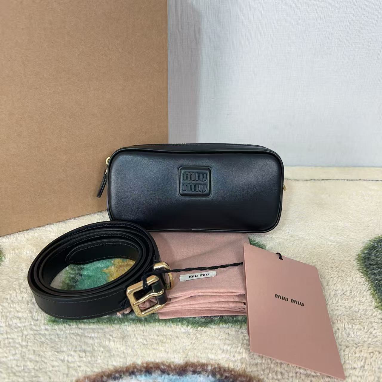 Payment 1:2 LV Bags+1 MIU MIU Bag