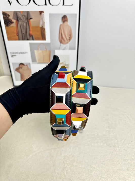 1 Fendi Strap