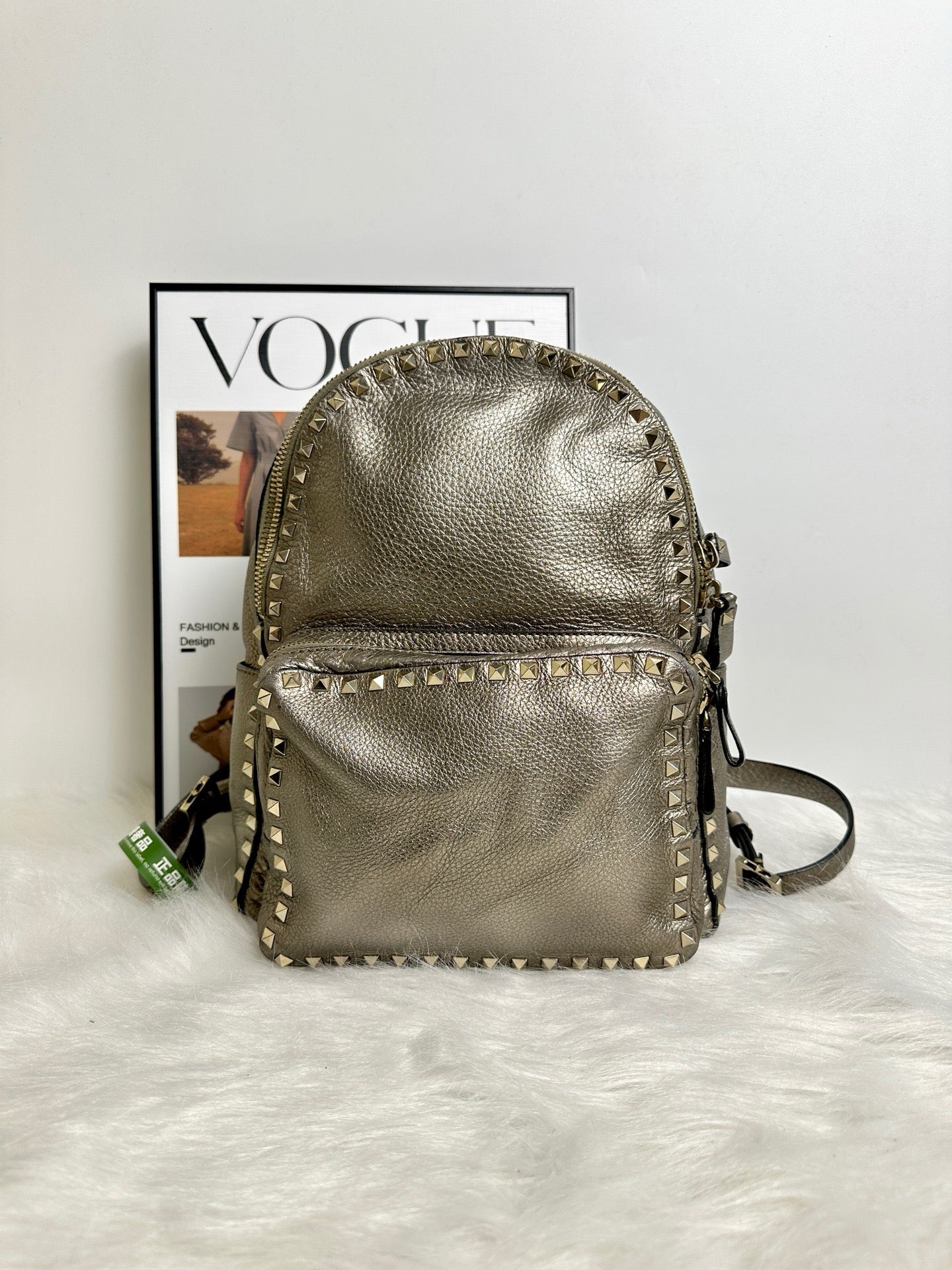 Payment 2：1 Valentino Bag