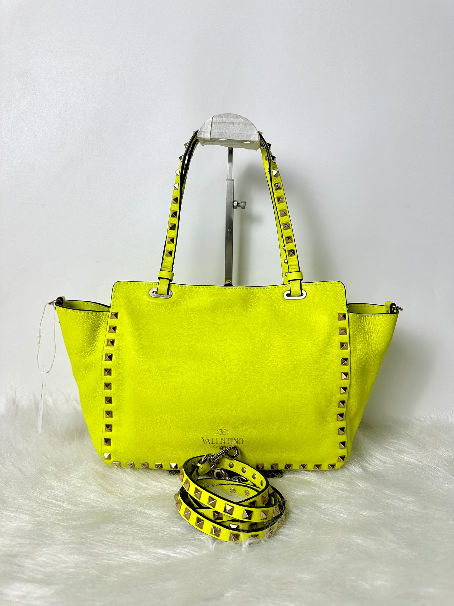 Payment 3：1 Valentino bag