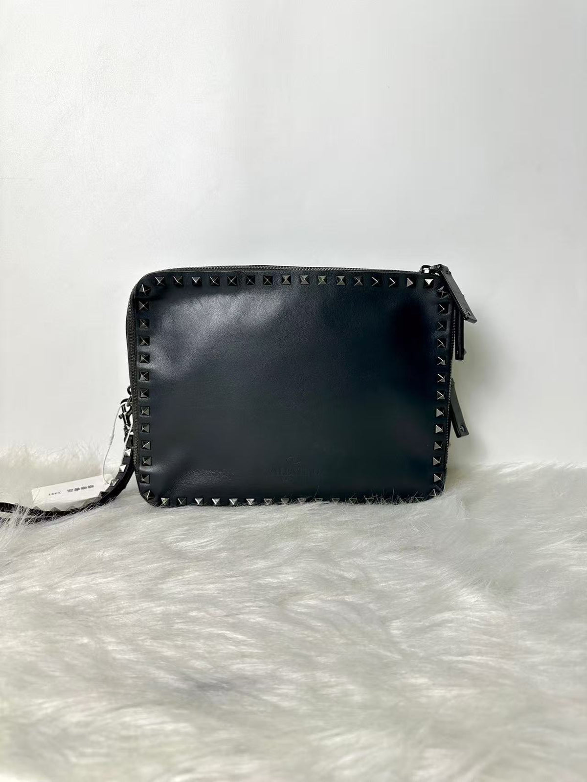 Payment 3:1 Valentino bag
