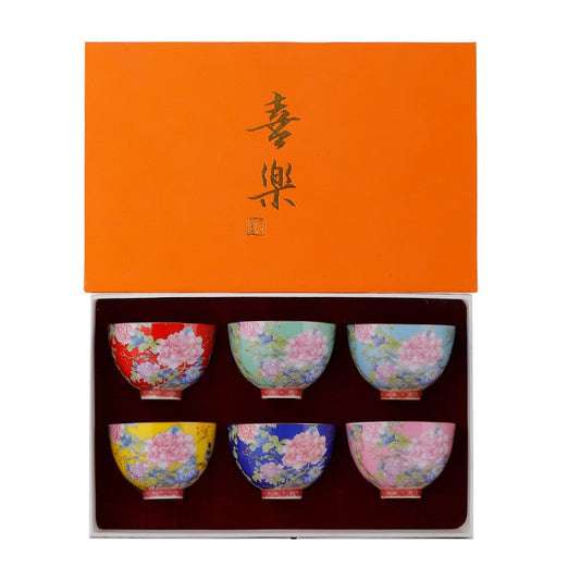 A set flower cups and 3 brown cups