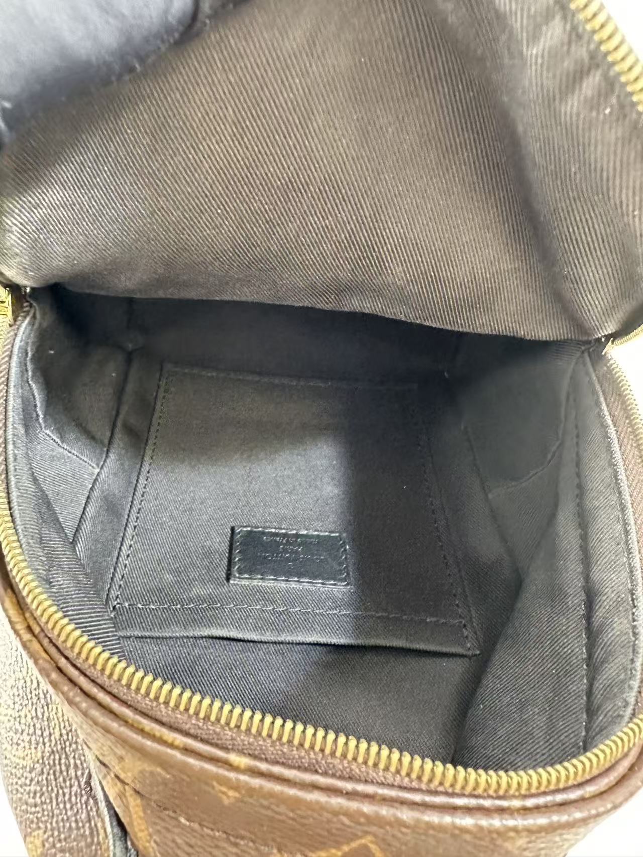 LV backpack and LV tote bag