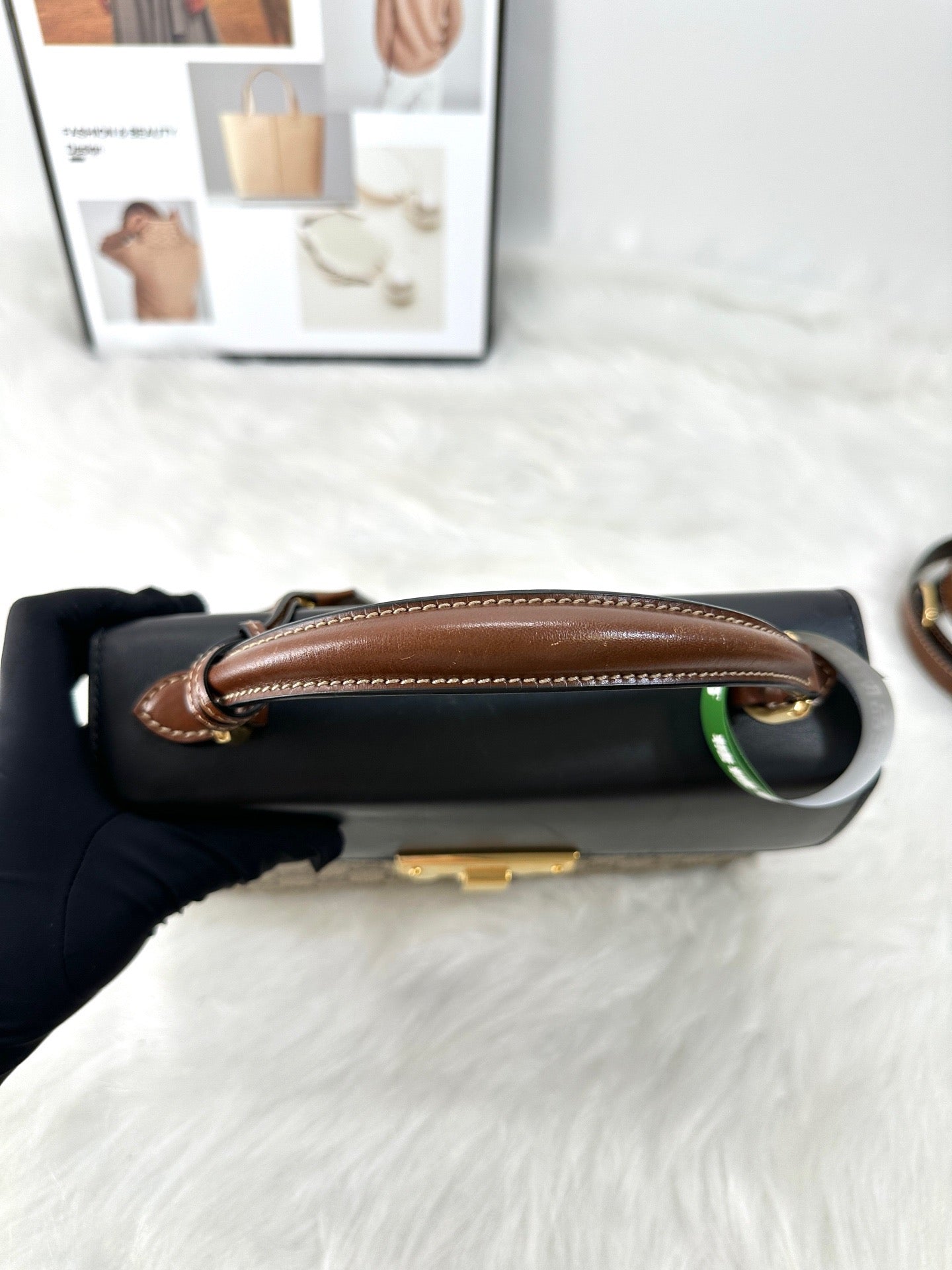 Gucci bag balance