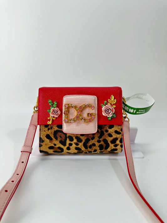 D&G crossbody bag